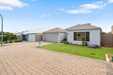 Property photo of 4 Gullane Way Meadow Springs WA 6210