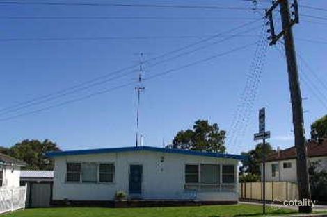 3 Railway Cres, Belmont North, NSW 2280