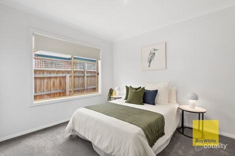 Property photo of 2/11 Molesworth Drive Highton VIC 3216