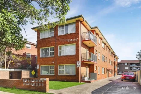 15/10 Fourth Ave, Campsie, NSW 2194