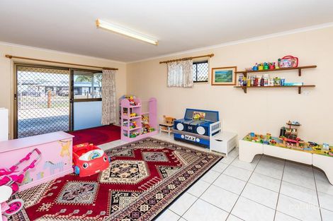 Property photo of 33 Cortes Drive Thabeban QLD 4670
