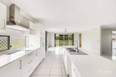 Property photo of 26 Wigan Avenue Highfields QLD 4352