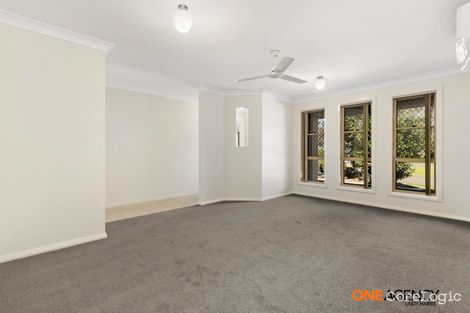 Property photo of 5 Allsop Place Hunterview NSW 2330