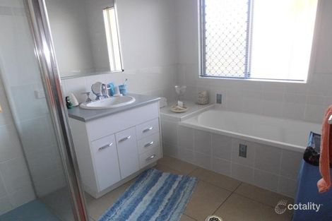 Property photo of 11 Shutehaven Circuit Bushland Beach QLD 4818