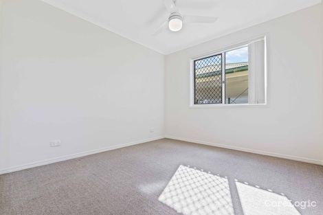 Property photo of 2/12-14 Camberwell Street East Brisbane QLD 4169