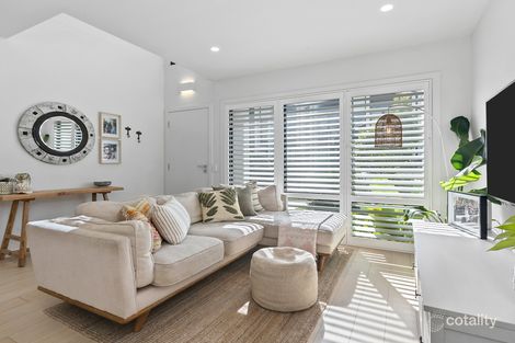 Property photo of 57 Chambers Circuit Warriewood NSW 2102