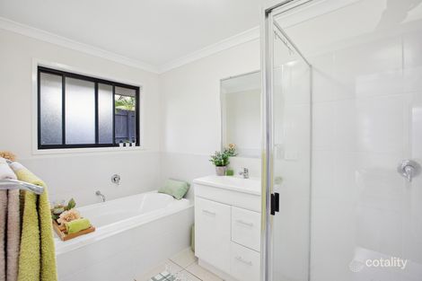 Property photo of 10 Vermont Drive Parkhurst QLD 4702