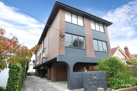 1/8 Shirley Gr, St Kilda East, VIC 3183