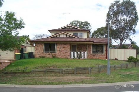 28 Oriole St, Glenmore Park, NSW 2745