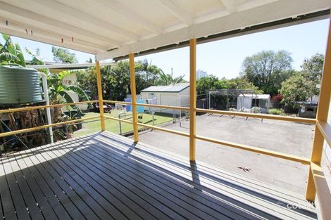 127 Turpin Rd, Labrador, QLD 4215