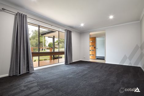 Property photo of 12 McCulloch Avenue Warragul VIC 3820