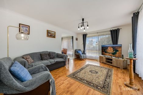 Property photo of 31 Ozone Crescent Bell Park VIC 3215