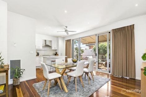 Property photo of 2/23 Ash Grove Caulfield VIC 3162