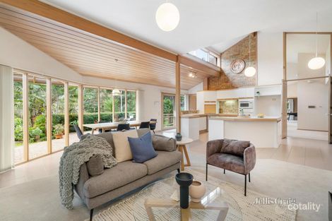 Property photo of 28 Oakland Drive Warrandyte VIC 3113