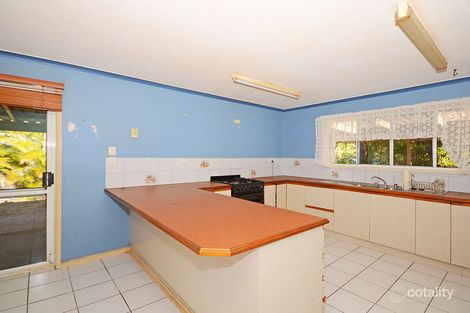 Property photo of 15 Ladbroke Crescent Urangan QLD 4655
