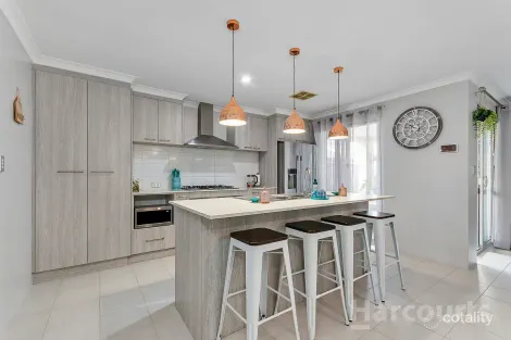 7 Aquamarine St, Eglinton, WA 6034