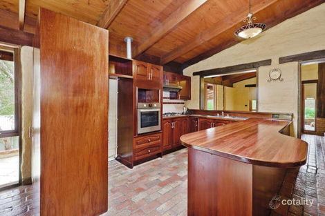 Property photo of 16 Mannish Road Wattle Glen VIC 3096