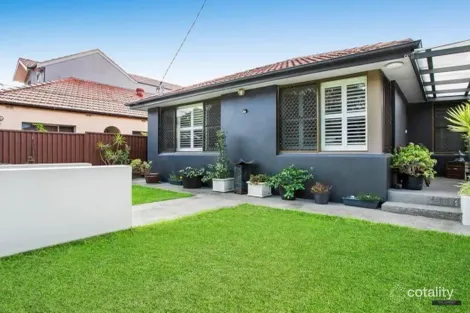103 Sparks St, Eastlakes, NSW 2018