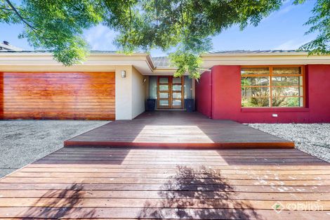 24 Deepwater Dr, Waterways, VIC 3195