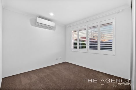 Property photo of 13 Aubun Gardens Caversham WA 6055