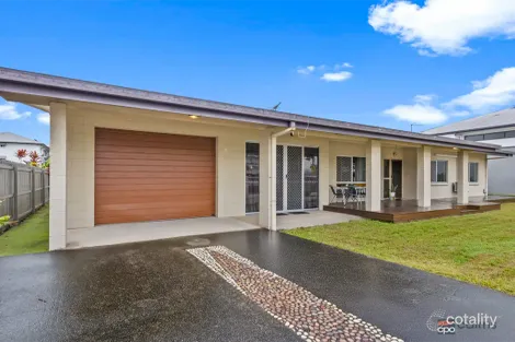 18 Upward St, Cairns North, QLD 4870