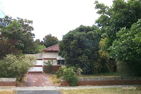 Property photo of 16 Birdwood Avenue Como WA 6152