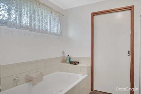 Property photo of 1 Bree Court Kurunjang VIC 3337