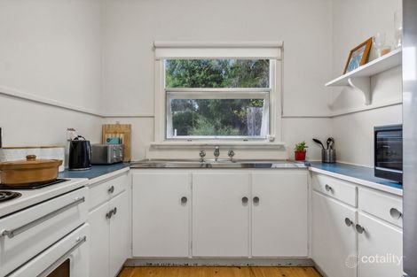 Property photo of 9 Gum Avenue Victor Harbor SA 5211