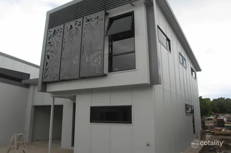 Property photo of 9/2 Makybe Diva Drive Ooralea QLD 4740