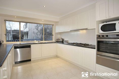 Property photo of 3 Astrid Court Berwick VIC 3806