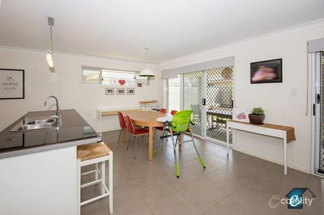 Property photo of 26 Fred Pham Crescent Doolandella QLD 4077