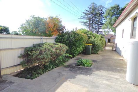 17 Clifton St, Blair Athol, SA 5084