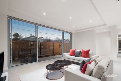 Property photo of 13 Hume Road Caulfield North VIC 3161