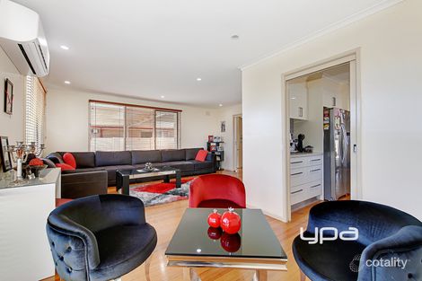 Property photo of 4 Townsend Avenue Gladstone Park VIC 3043