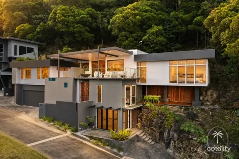 28/9 Savaii Cl, Palm Cove, QLD 4879