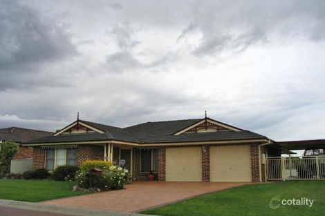 40 Hilldale Dr, Cameron Park, NSW 2285