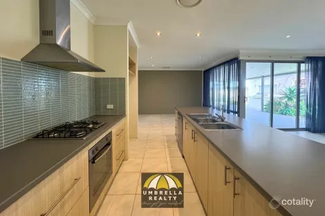 Property photo of 18 Glenelg Drive Millbridge WA 6232