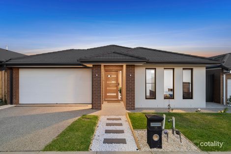 Property photo of 11 Chamberlain Drive Armstrong Creek VIC 3217
