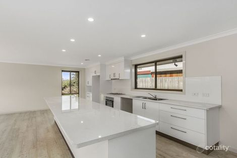 Property photo of 9 Ellen Way Sale VIC 3850