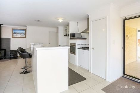Property photo of 111 Barton Drive Australind WA 6233