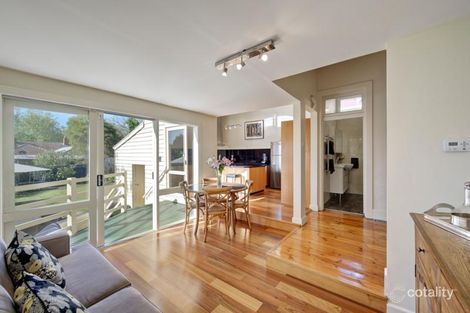 Property photo of 2 Allenby Road Canterbury VIC 3126