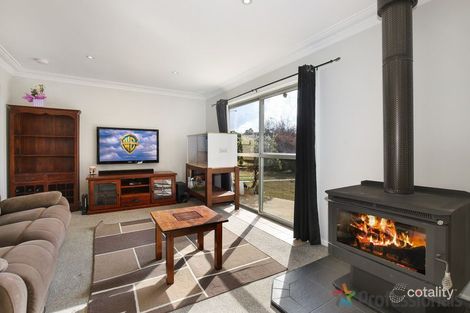 Property photo of 12 Glen Innes Road Armidale NSW 2350
