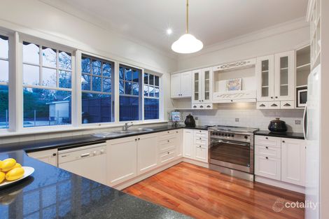 Property photo of 39 Middlesex Road Surrey Hills VIC 3127