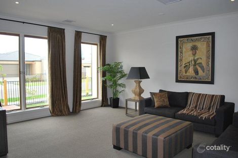 Property photo of 20 Lindholme Way Williams Landing VIC 3027