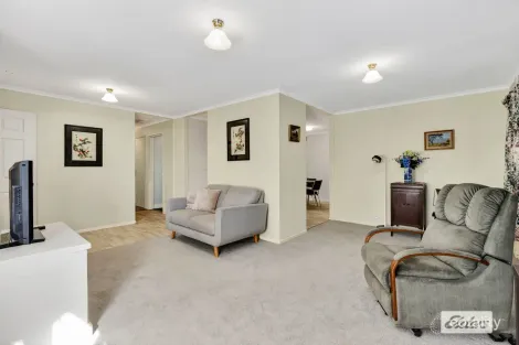 Property photo of 1 Dickson Court Chiltern VIC 3683