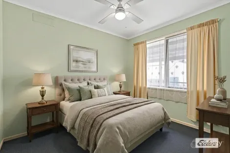 Property photo of 1 Dickson Court Chiltern VIC 3683