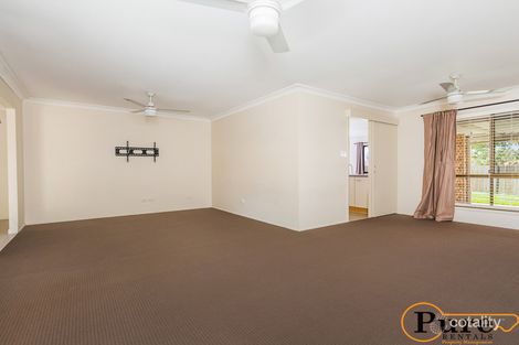 Property photo of 19 Raylea Court Bray Park QLD 4500