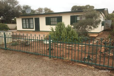 15 Cradock Rd, Hawker, SA 5434