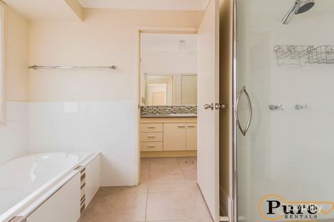 Property photo of 19 Raylea Court Bray Park QLD 4500