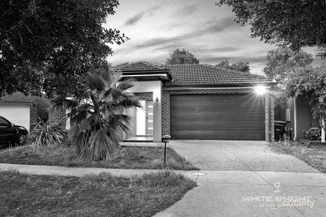 Property photo of 5 Gardenia Way Caroline Springs VIC 3023